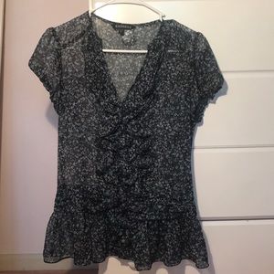 NWOT blue floral express top